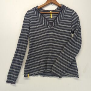 Lole Small Hooded Scrunch Long Sleeve Shirt Gray Stripes